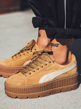 Puma Cleated Creeper Rihanna Fenty in Golden Brown Women’s Size 9
